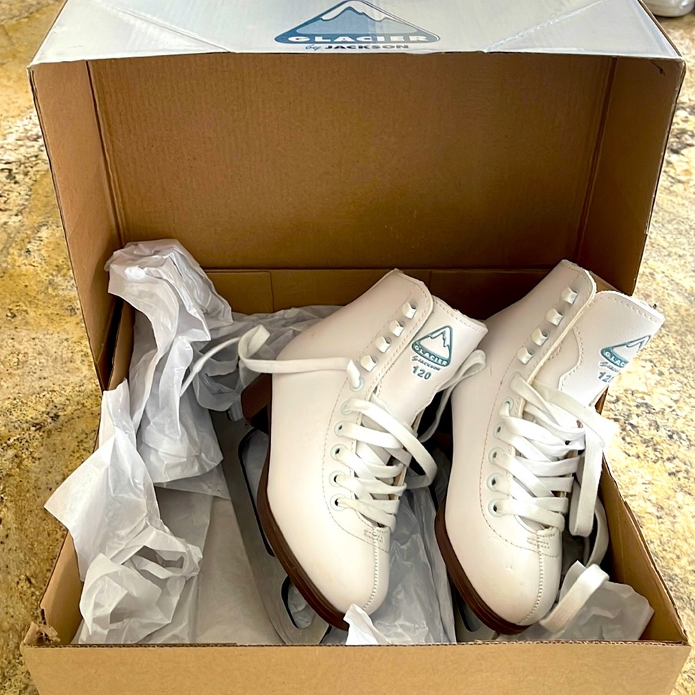 Girls Ice Skates